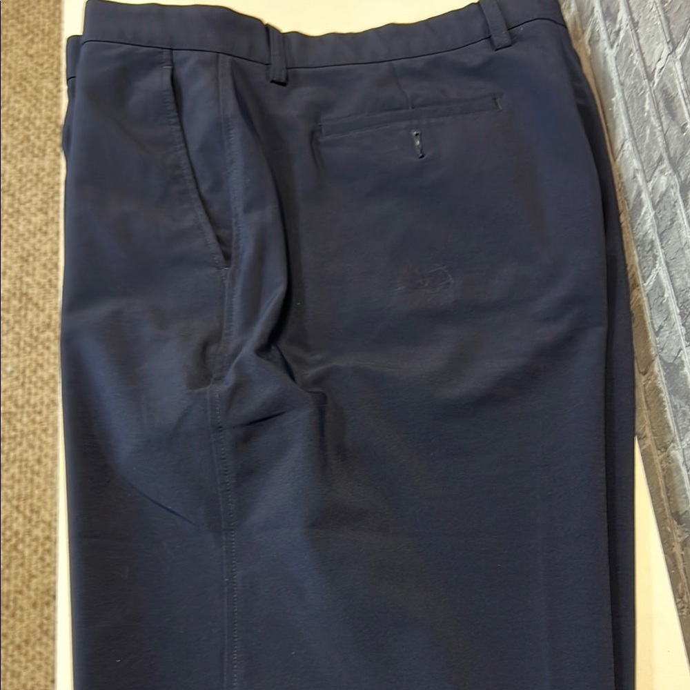 FootJoy Men's Golf Shorts - Picture 4 of 10